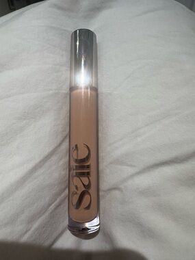 SAIE Hydrabeam Concealer Shade HB THREE